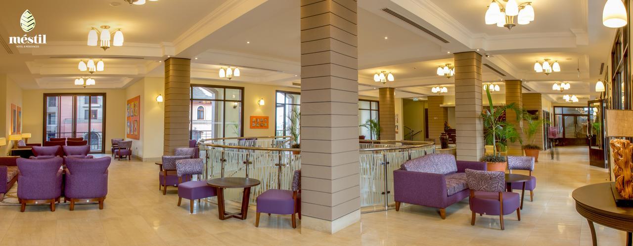 Mestil Hotel&Residences Kampala Exterior foto